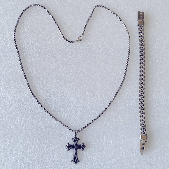 Necklace & bracelet - Picture 1 of 5